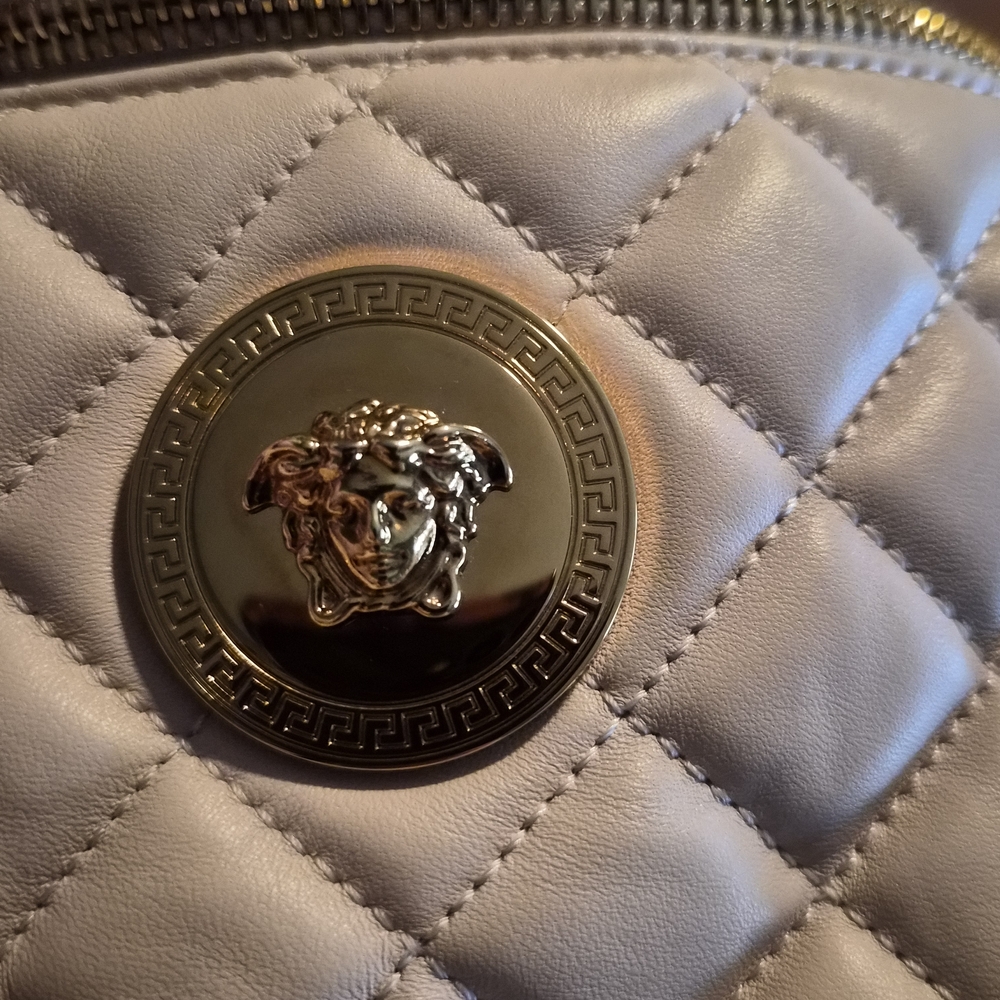 100% Authentic Versace Quilted White Belt Bag - Picture 2 of 6